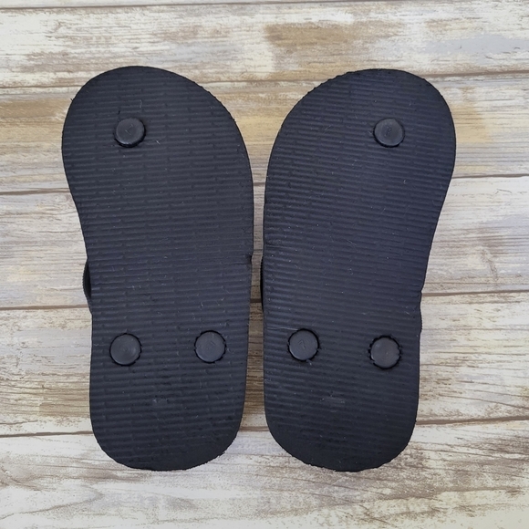 NWOT Toddler Boys Black & Orange Flame Print Flip Flops Thong Sandals Unbranded - Picture 5 of 7